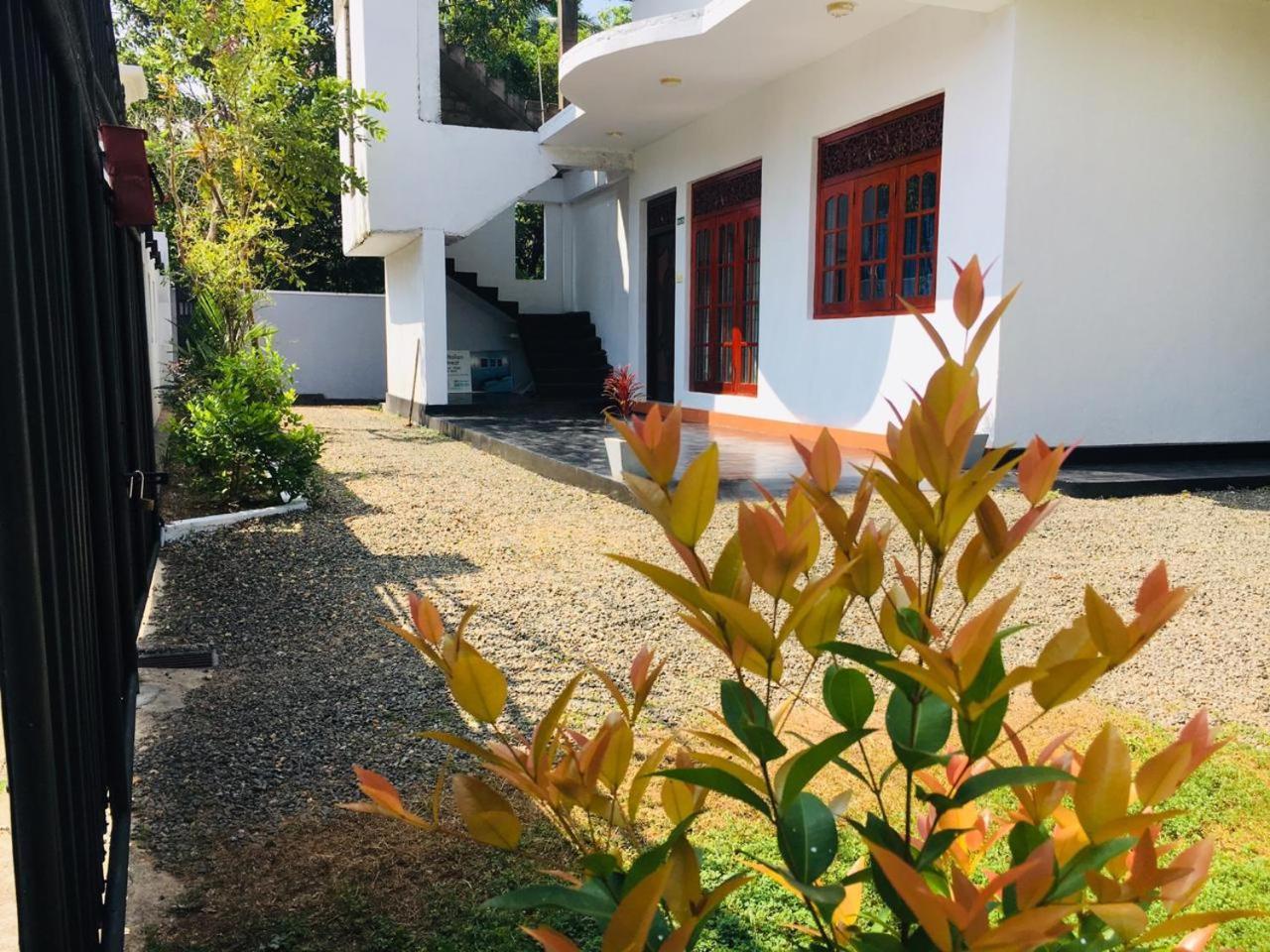 Residenza Belvedere Hikkaduwa Exterior photo